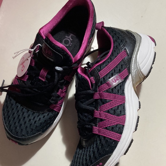 Ryka Shoes - Rykä Hydro Sport • Water Sneakers